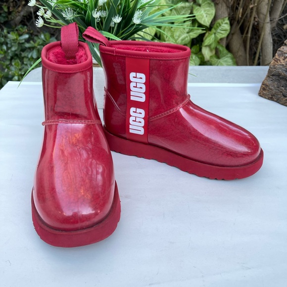 UGG mini classic Winter boots warm cozy fall boots Clear in red Size 5 Women - Picture 10 of 12